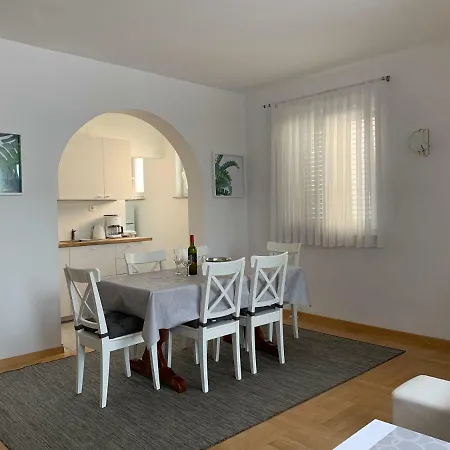 Apartments Culjak Rab Rab Town Exterior photo