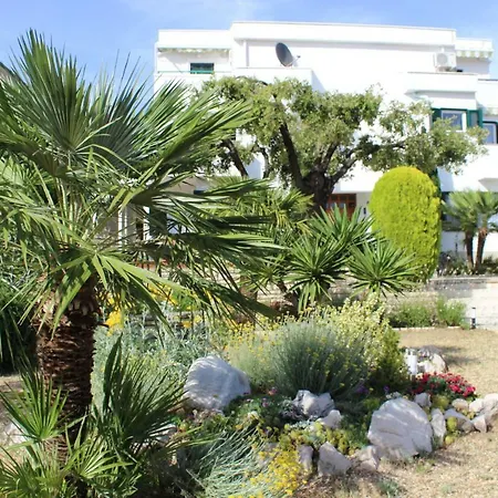 Apartments Culjak Rab Rab Town Exterior photo