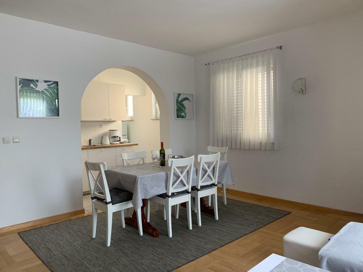 Culjak Rab Apartment